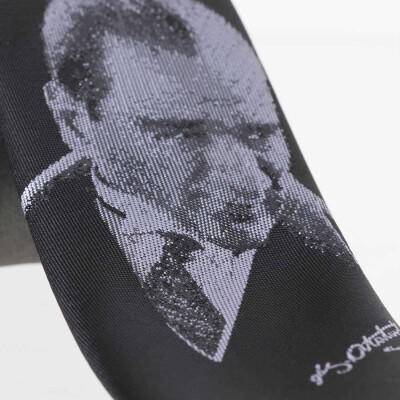 Atatürk ve İmza Desenli Dokuma Siyah Kravat - AK-24 - 2