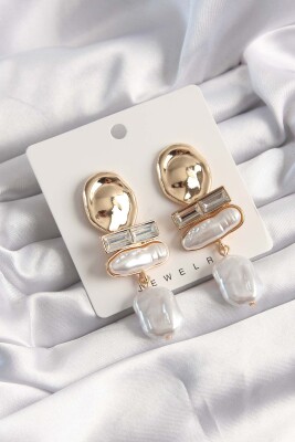 Gold Renk Beyaz İnci Taşlı Ezme Model Küpe - EBJ241123W28289 - 1