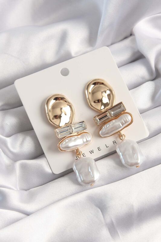 Gold Renk Beyaz İnci Taşlı Ezme Model Küpe - EBJ241123W28289 - 1
