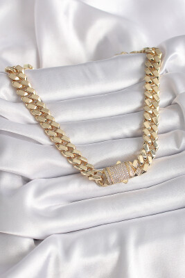 Gold Renk VIP Exclusive Seri Gurmet Model Kadın Kolye - EBJ241109W28956 - 2