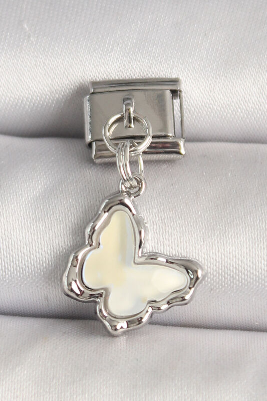 Gümüş Renk Beyaz Kelebek Model Nomination Charm - EBJ250501W32953 - 1