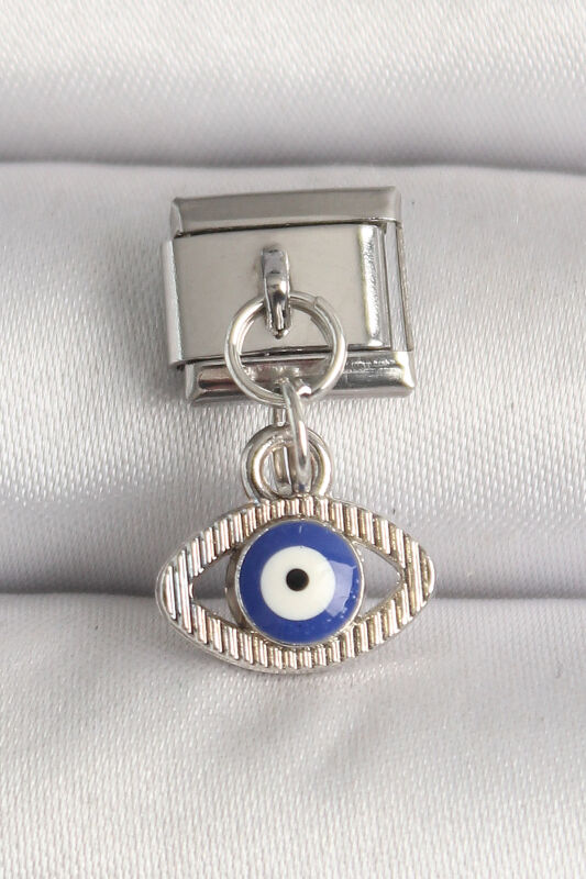 Gümüş Renk Nazar Boncuk Detaylı Göz Model Nomination Charm - EBJ250501W32849 - 1