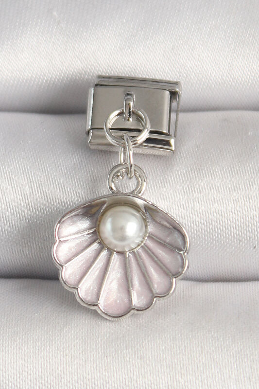 Gümüş Renk Pembe Deniz Kabuğu Model İnci Detay Nomination Charm - EBJ250501W32886 - 1