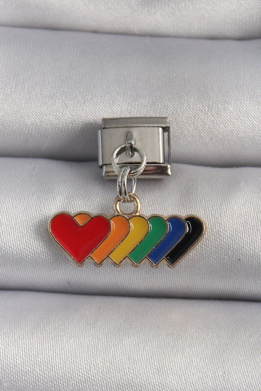 Gümüş Renk Renkli Sallantı Kalp Model Nomination Charm - EBJ250113W30468 - 1