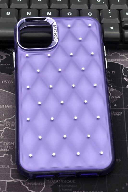 iPhone 11 Uyumlu Baklava Desenli Pırlanta Taşlı Sert Kapak Kılıf Mor - 2