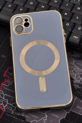 iPhone 12 Uyumlu MagSafe Özellikli Lens Korumalı Lazerli Renkli Kılıf Mavi 