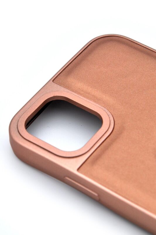 iPhone 13 Pro Max Uyumlu Deri Görünümlü Sert Kapak Kılıf Taba Kum Beji - 3