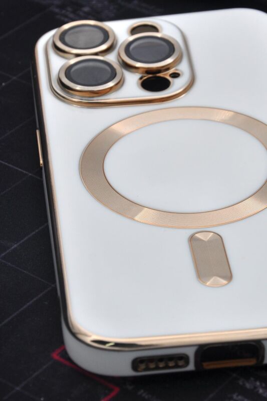 iPhone 13 Pro Max Uyumlu MagSafe Özellikli Lens Korumalı Lazerli Renkli Kılıf Krem - 4