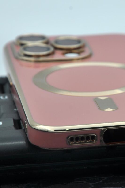 iPhone 13 Pro Max Uyumlu MagSafe Özellikli Lens Korumalı Lazerli Renkli Kılıf Pudra Pembe - 7
