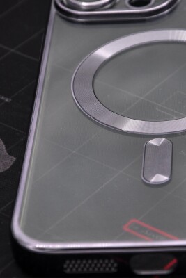 iPhone 13 Pro Max Uyumlu MagSafe Özellikli Mor Renkli Kenarlı Lazerli Şeffaf Kılıf Lens Korumalı - 2
