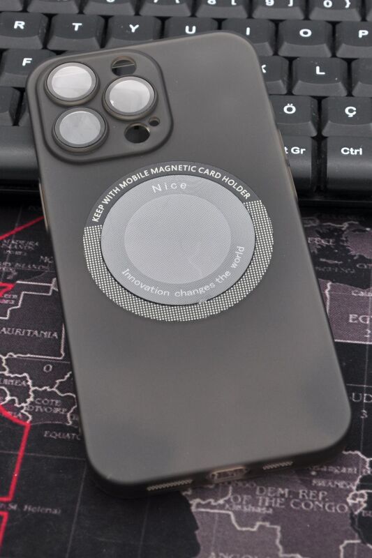 iPhone 13 Pro Max Uyumlu Siyah Renkli Yarı Şeffaf İnce Sert Kapak Kılıf Kamera Lens Korumalı - 1