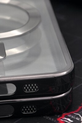 iPhone 13 Pro Uyumlu MagSafe Özellikli Siyah Renkli Kenarlı Lazerli Şeffaf Kılıf Lens Korumalı - 4