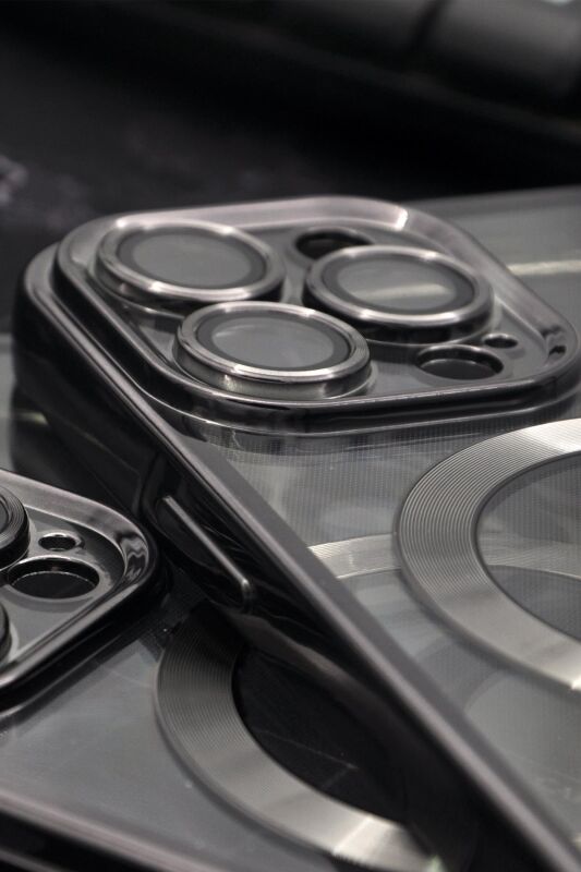 iPhone 13 Pro Uyumlu MagSafe Özellikli Siyah Renkli Kenarlı Lazerli Şeffaf Kılıf Lens Korumalı - 3