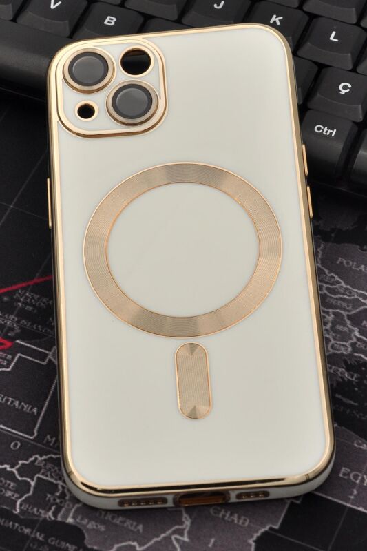 iPhone 13 Uyumlu MagSafe Özellikli Bej Renkli Lens Korumalı Kılıf - 6