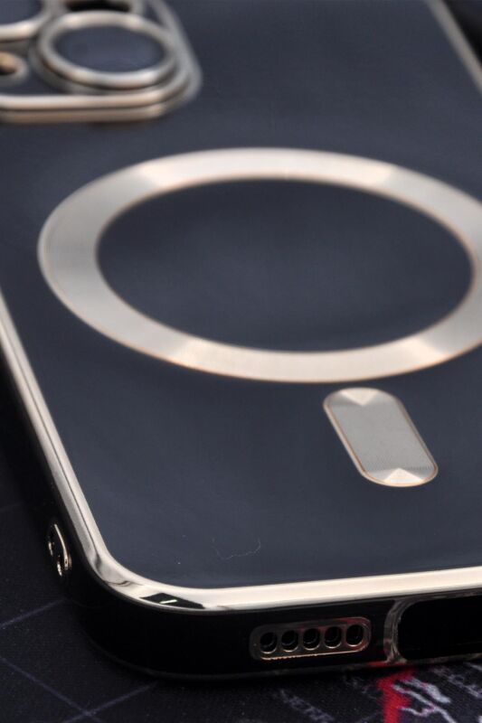 iPhone 13 Uyumlu MagSafe Özellikli Lens Korumalı Renkli Kılıf Siyah - 4