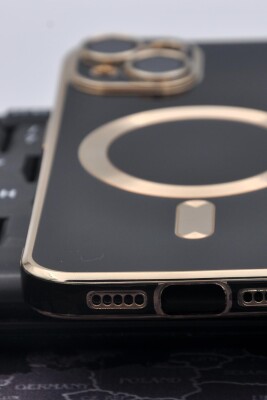 iPhone 13 Uyumlu MagSafe Özellikli Lens Korumalı Renkli Kılıf Siyah - 7