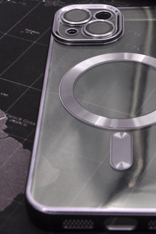 iPhone 13 Uyumlu MagSafe Özellikli Mor Renkli Kenarlı Lazerli Şeffaf Kılıf Lens Korumalı - 2