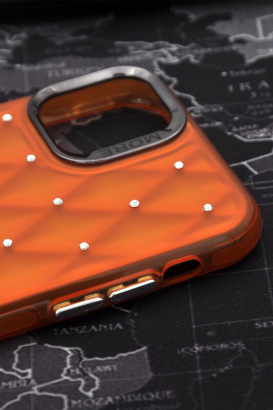 iPhone 15 Pro Max Uyumlu Baklava Desenli Pırlanta Taşlı Sert Kapak Kılıf Turuncu - 4