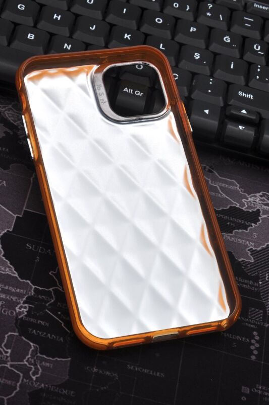 iPhone 15 Pro Max Uyumlu Baklava Desenli Pırlanta Taşlı Sert Kapak Kılıf Turuncu - 7