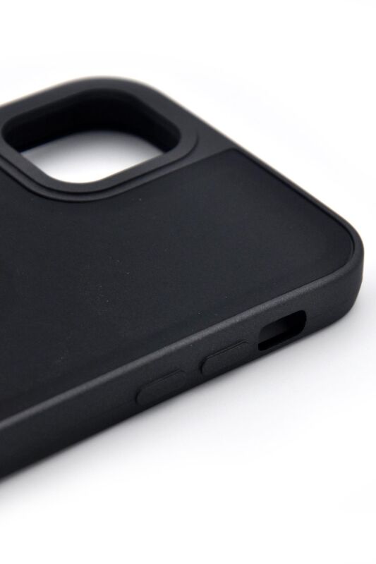 iPhone 15 Pro Uyumlu Deri Görünümlü Sert Kapak Kılıf Siyah - 4