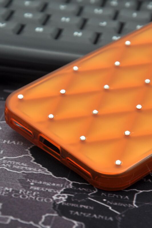 iPhone 7 Plus / 8 Plus Uyumlu Baklava Desenli Pırlanta Taşlı Sert Kapak Kılıf Turuncu - 5
