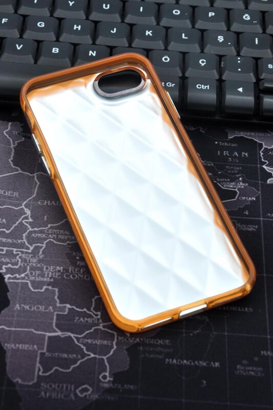iPhone 7 Plus / 8 Plus Uyumlu Baklava Desenli Pırlanta Taşlı Sert Kapak Kılıf Turuncu - 7