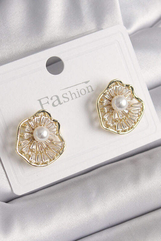 Pirinç Gold Renk Zirkon Taşlı Çiçek Model İnci Detay Kadın Küpe - EBJ250113W30495 - 1