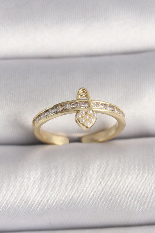 Pirinç Gold Renk Zirkon Taşlı İnci Detay Kilit Kalp Figür Ayarlanabilir Yüzük - EBJ250113W30557 - 1