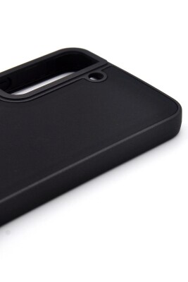 Samsung Galaxy S22 Uyumlu Deri Görünümlü Sert Kapak Kılıf Siyah - 4