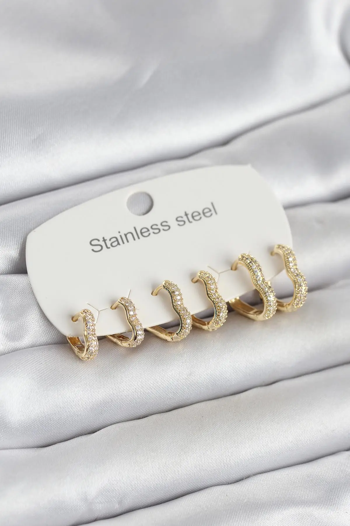 Gold Renk 6'lı Set Kalp Form Kadın Küpe - EBJ260905W46630