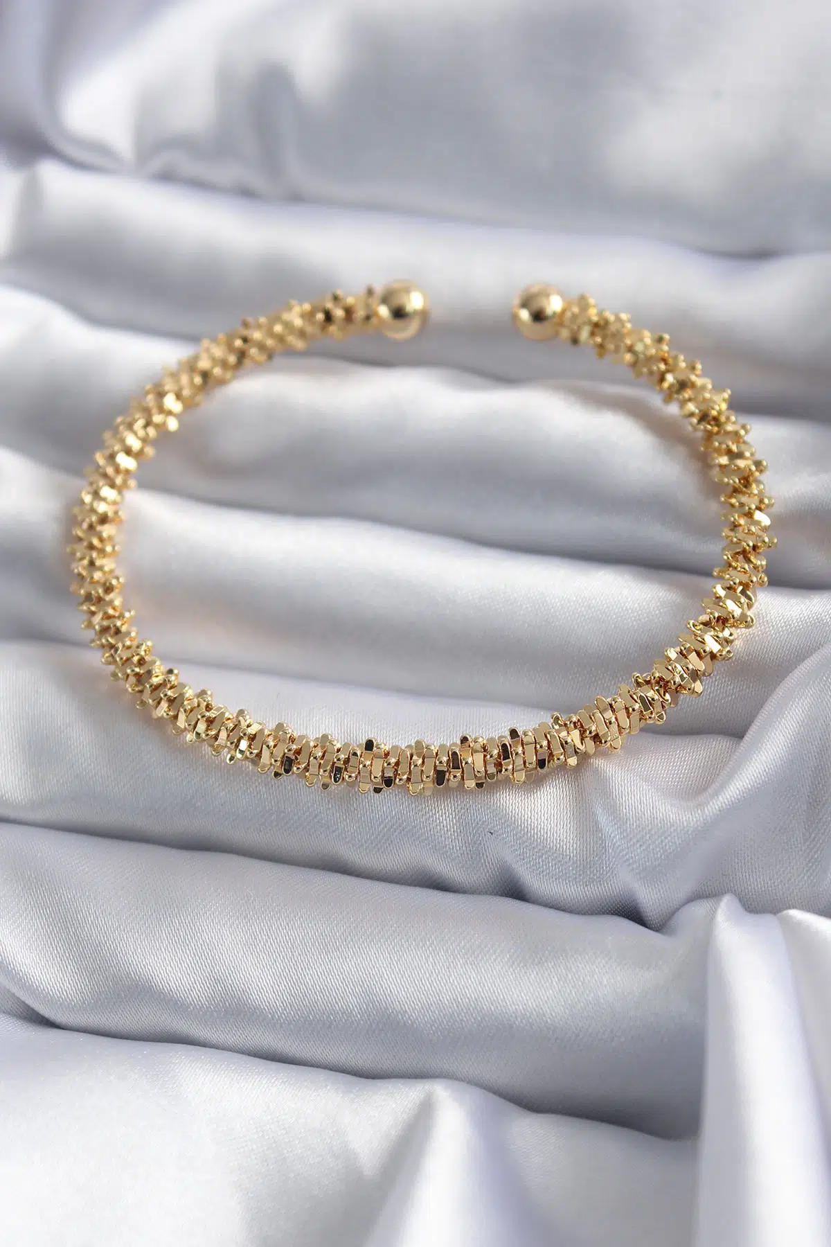 Gold Renk Kadın Bileklik - EBJ260822W46273
