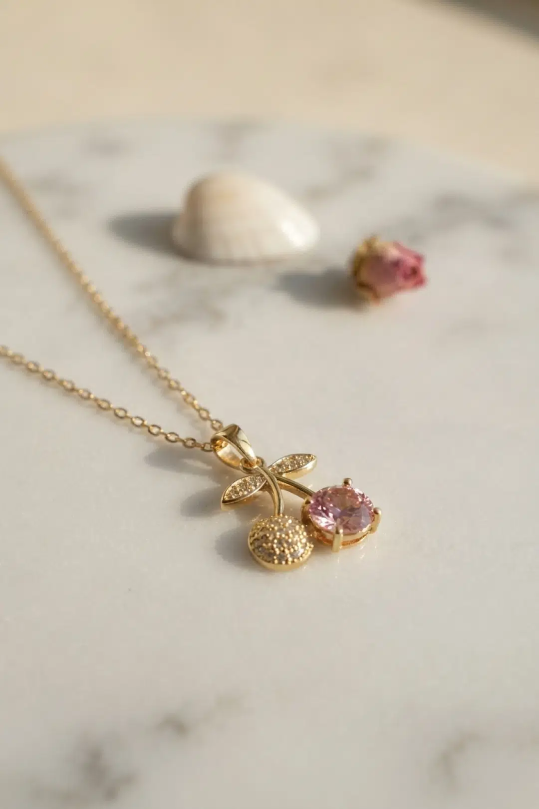 Çelik Zincir Gold Renk Pembe Kiraz Model Kolye - EBJ260808W46157
