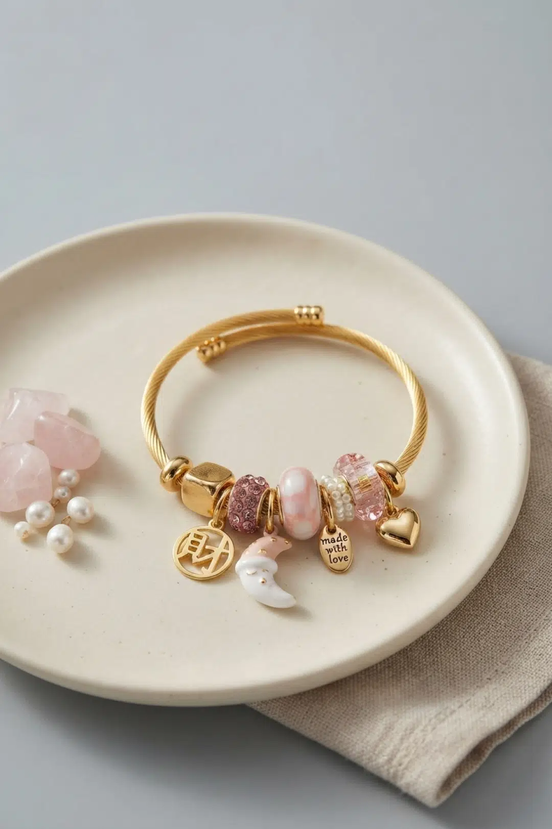 Ay ve Kalp Pembe Charmlı Kadın Bileklik - EBJ260725W44545