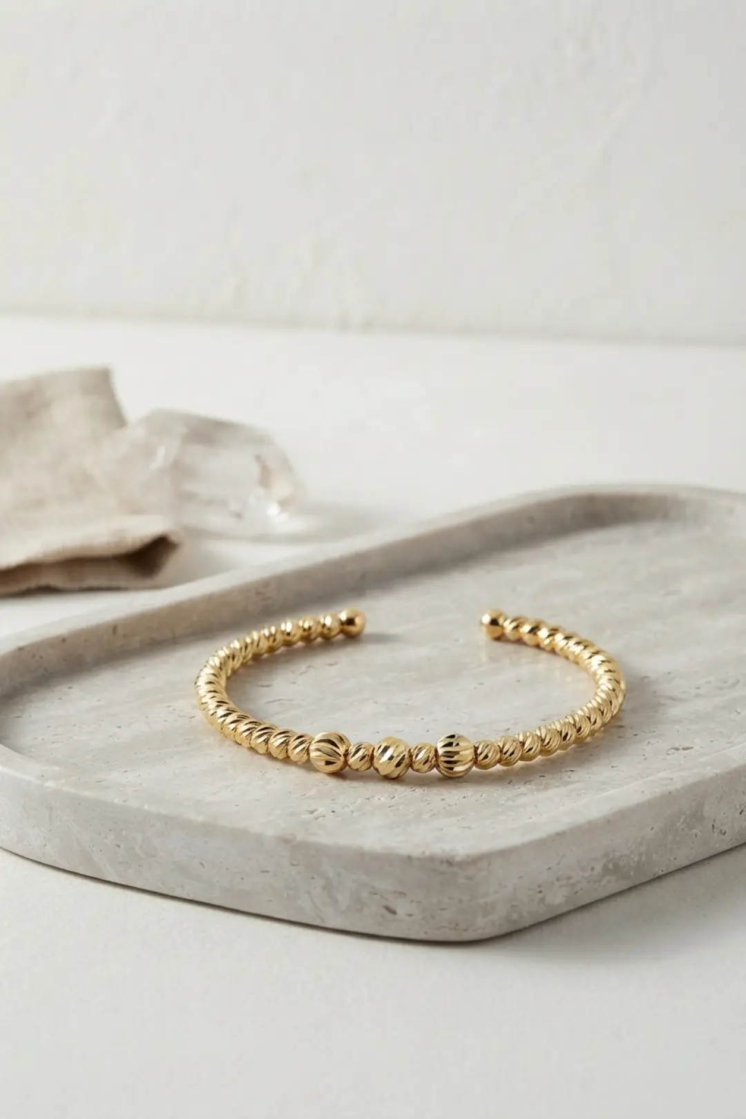Gold Renk Dorika Model Kadın Bileklik - EBJ260905W46560
