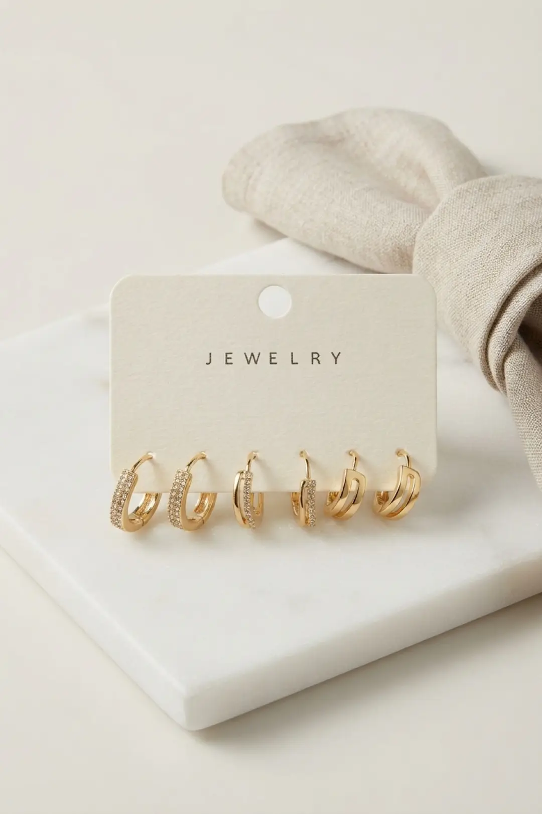 Gold Renk Halka Model 6'lı Küpe Seti - EBJ260829W46454