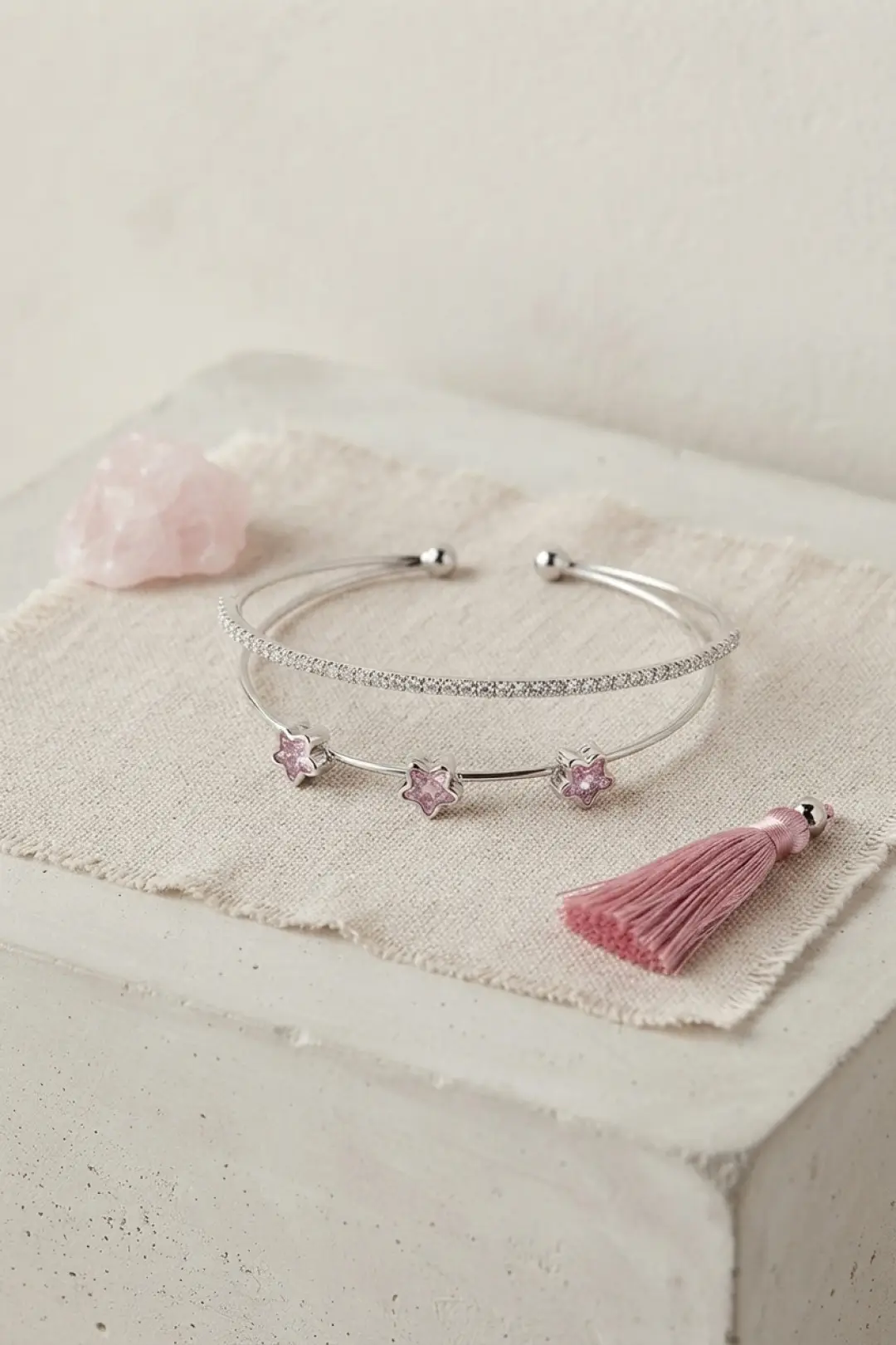 Pembe Yıldız Model Gold Renk Zirkon Taşlı Pirinç Bileklik - EBJ260905W46566