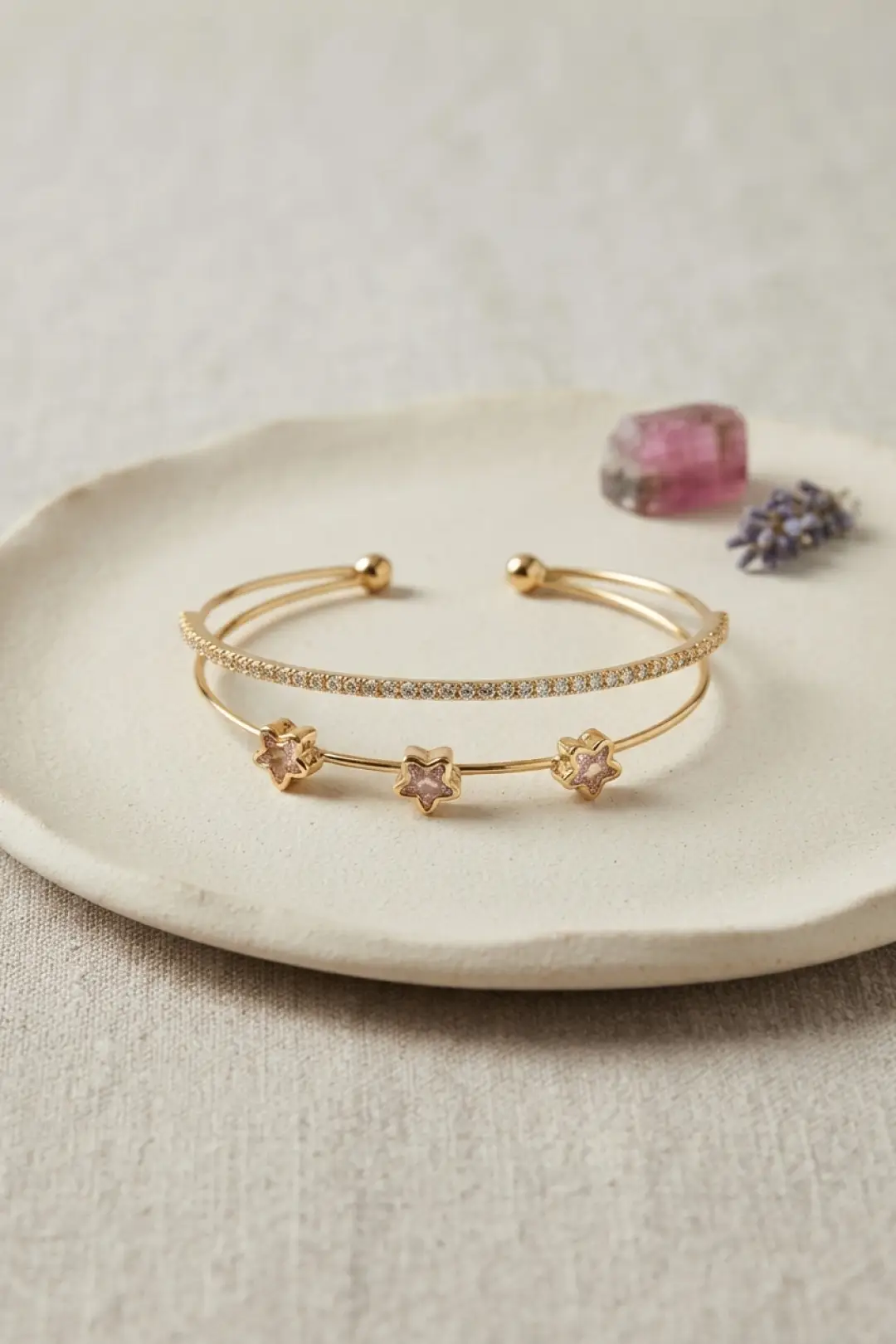 Pembe Yıldız Model Gümüş Renk Zirkon Taşlı Pirinç Bileklik - EBJ260905W46567