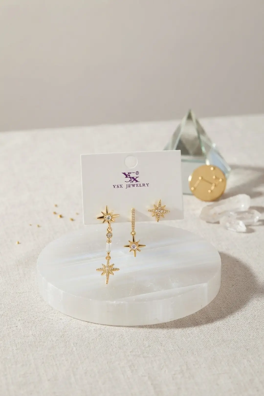 Pirinç Gold Renk Zirkon Taşlı Kutup Yıldızı Model Kadın Küpe Seti - EBJ261010W47167
