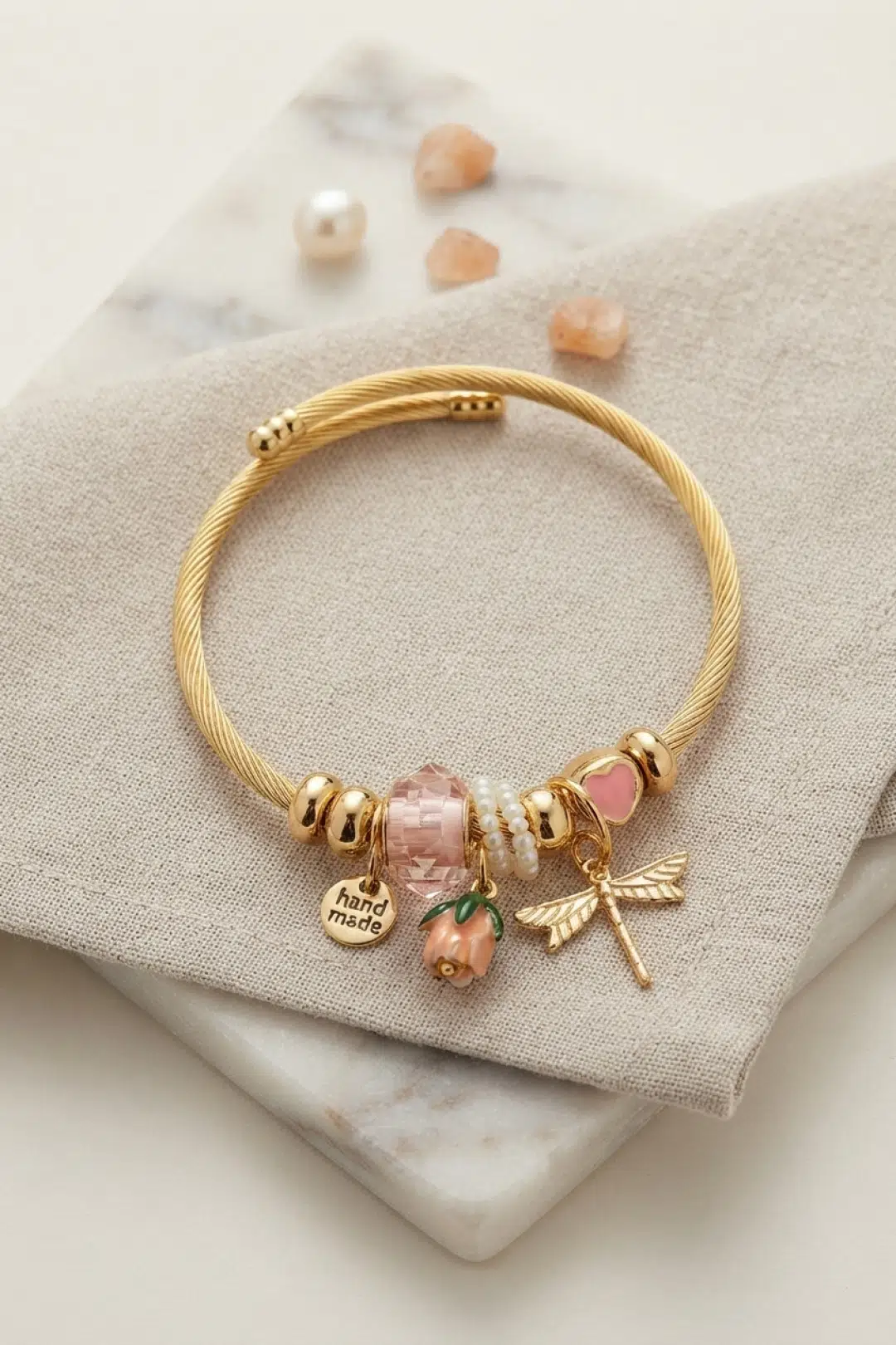 Yusufçuk ve Pembe Charmlı Bileklik - EBJ260725W44488